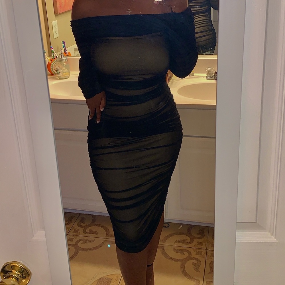 Ruched off shoulder midi dress